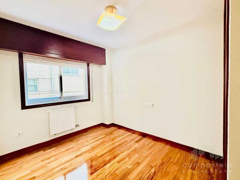 Foto 4e97ac3c-a51e-4dcf-a6a2-4e11a826e806. Rent flat with heating parking in O Milladoiro Ames