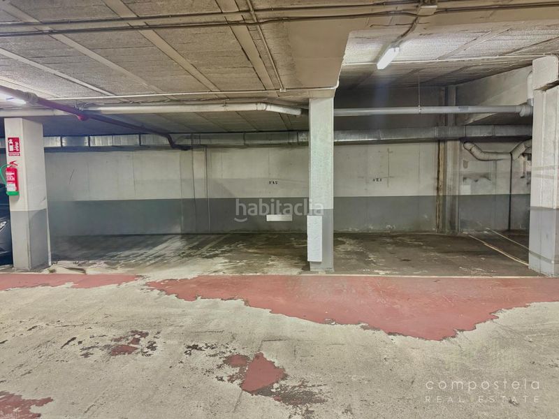 Foto f05872d1-afdc-4578-8247-aa3846494675. Rent flat with heating parking in O Milladoiro Ames