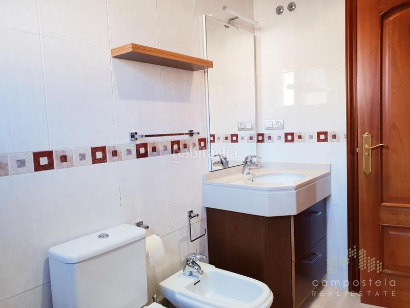 Foto 6bae7f37-63ae-4753-b6d2-e0cc89310331. Alquiler apartamento en O Milladoiro Ames