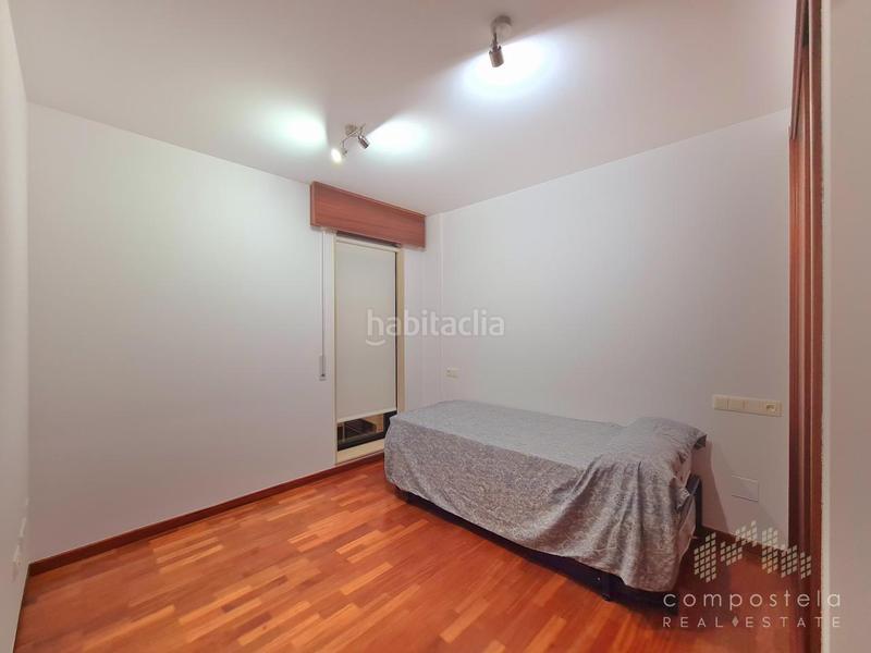 Foto a378b3b1-4e11-4b05-9c11-1ed01a6fa635. Alquiler piso en O Milladoiro Ames