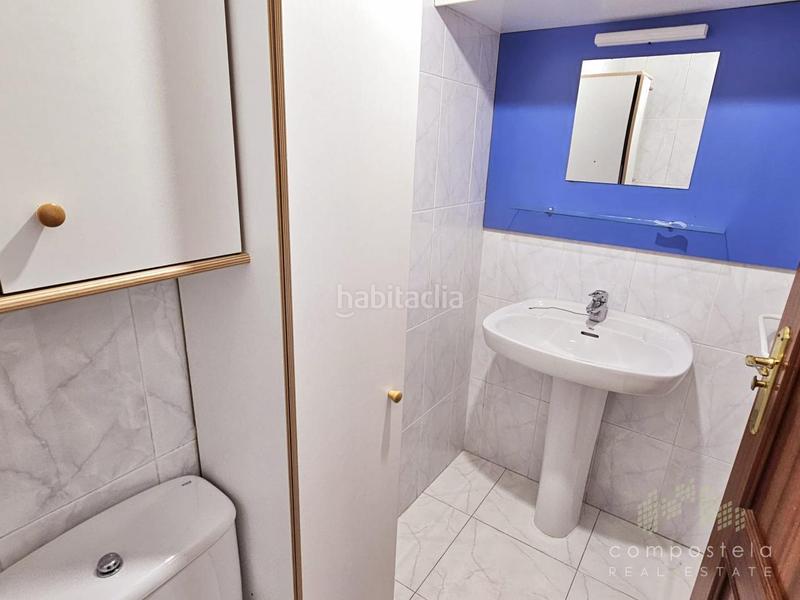 Foto b7cfd62d-f1f5-4874-b870-dd4548f8e3c2. Rent flat with heating parking in O Milladoiro Ames