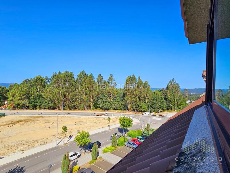 Foto 9fc5527a-2093-4674-8451-75786465a1d9. Location attique avec chauffage parking dans O Milladoiro Ames