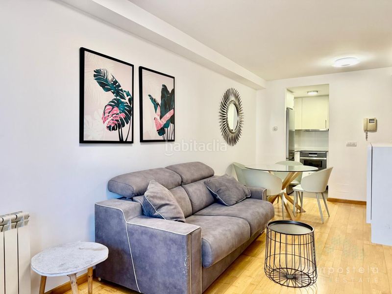 Foto 0bbf312a-925f-4cdd-9af6-8e1bb957361f. Rent flat with heating parking in O Milladoiro Ames