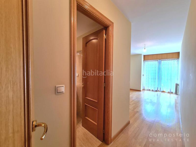 Foto f1ff072a-4486-4833-8a72-b5030aec124f. Alquiler piso en O Milladoiro Ames