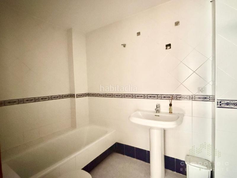 Foto 0d8ff9de-5d06-4033-9a8c-432348a17ef8. Etagenwohnung mit heizung parking in O Milladoiro Ames