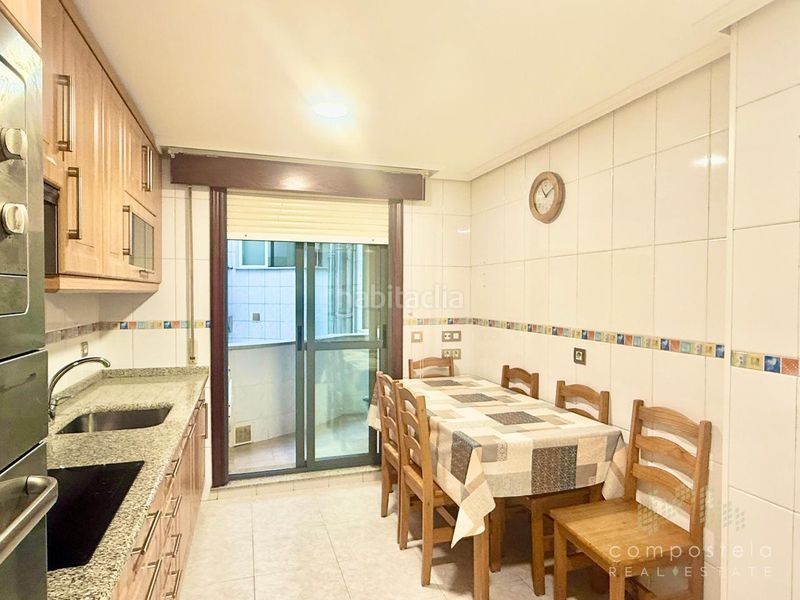 Foto 9d6b9590-c8f2-449d-88aa-d5e7a88dd5e5. Rent flat with heating parking in O Milladoiro Ames