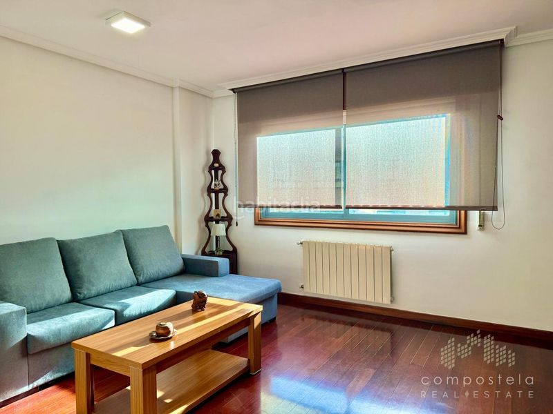 Foto b560f07f-6c87-406e-8982-581cc63d871d. Rent flat with heating parking in O Milladoiro Ames