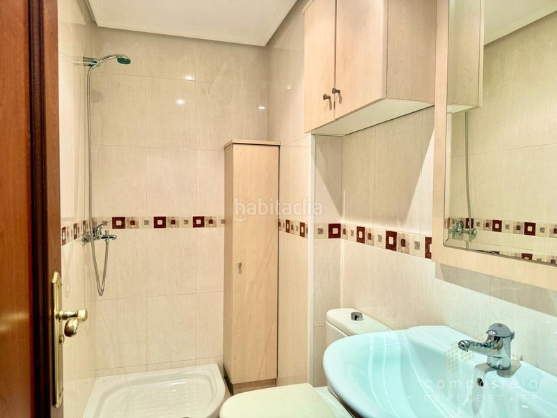 Foto d0748b9c-2438-4615-b56b-71876a79912e. Rent flat with heating parking in O Milladoiro Ames