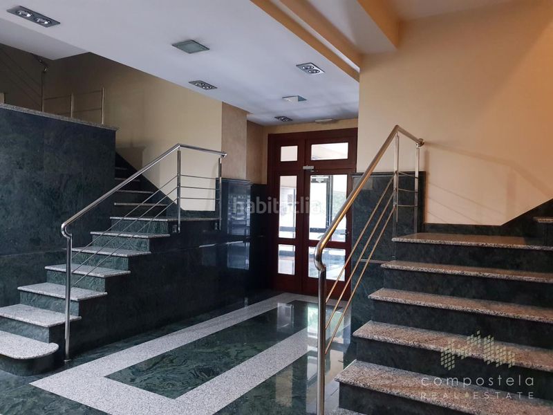 Foto ff41c4d7-261a-4823-b221-8c885ca54dfb. Rent flat with heating parking in O Milladoiro Ames