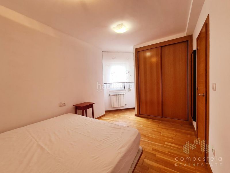 Foto 022fd0f8-8528-4f31-a76e-f1740a7b19c8. Rent flat with heating parking in O Milladoiro Ames