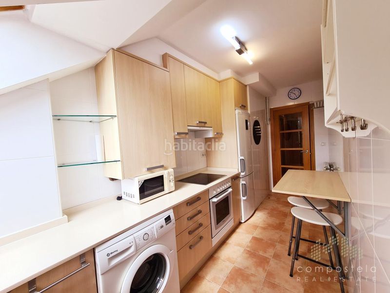 Foto 9dae5a9f-1b98-4e4c-920c-6385281a6f90. Rent flat with heating parking in O Milladoiro Ames