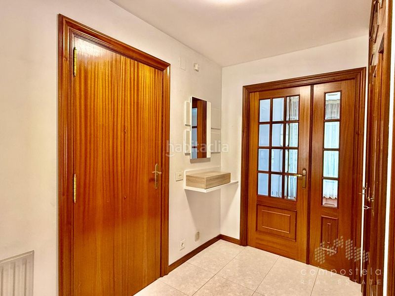 Foto 55e91ec5-8d60-474b-b780-391bbae5609e. Rent flat with heating parking in O Milladoiro Ames