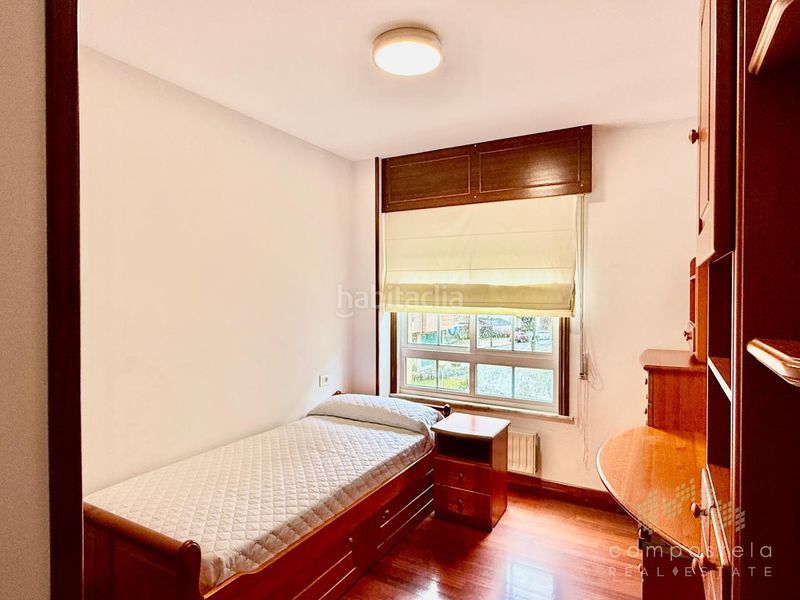 Foto 8fb3746c-8bd0-4373-a99b-a1b19e2b1597. Rent flat with heating parking in O Milladoiro Ames