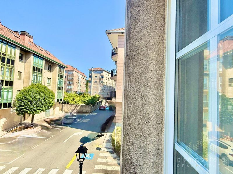 Foto caedead8-a13c-49b8-8c3e-2d27debf1939. Rent flat with heating parking in O Milladoiro Ames