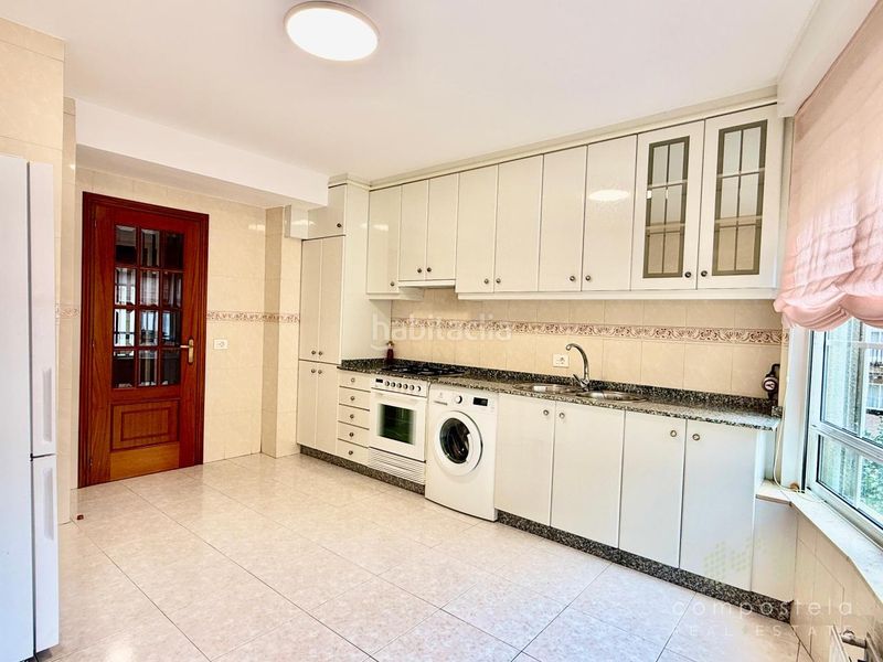 Foto ecb3a350-f1d8-471a-be43-9e16cbd12cbf. Rent flat with heating parking in O Milladoiro Ames