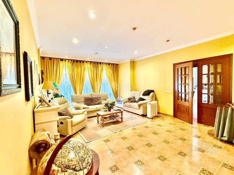 Foto 7aa0bbac-174d-44a2-8770-b762d2d5b6a7. Casa con riscaldamento parcheggio in Rois