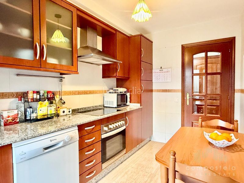 Foto 416f38ba-0c6f-408a-8ddd-ca70b523c5e5. Flat with heating parking in O Milladoiro Ames