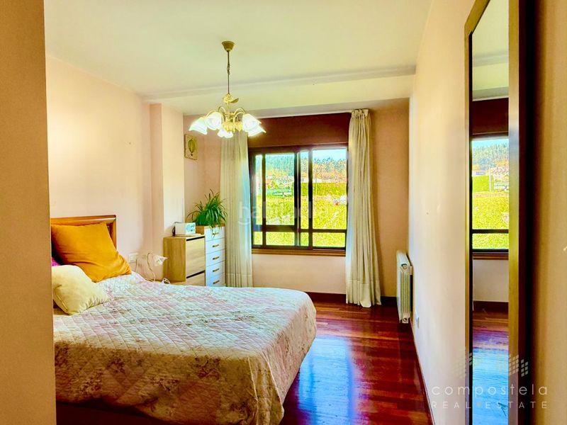 Foto 4fa14e34-207f-4fa7-ac7c-8d01211d03b1. Flat with heating parking in O Milladoiro Ames