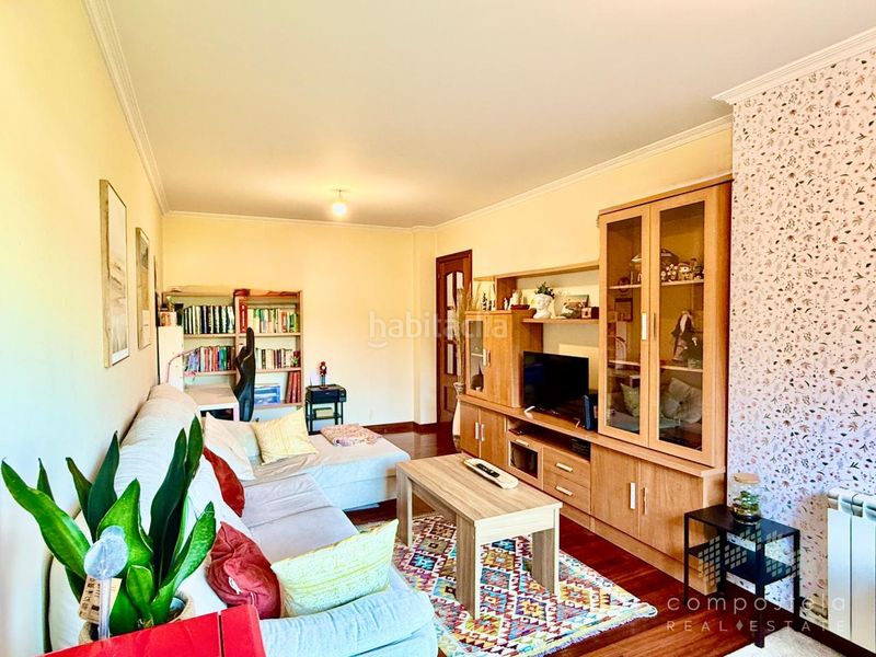 Foto 548a22eb-195c-47ff-8faa-f14d7ac8bae7. Flat with heating parking in O Milladoiro Ames