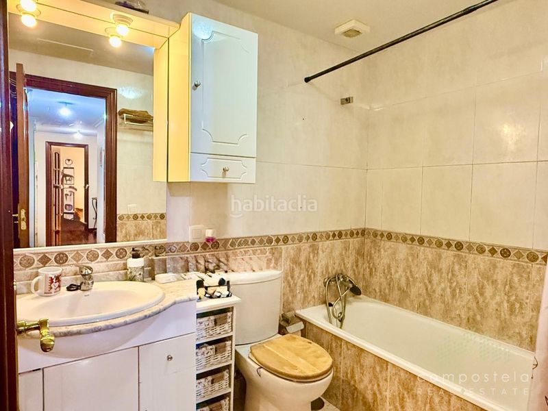 Foto 57a07346-bdcd-487e-bd16-c9337a8f45ab. Flat with heating parking in O Milladoiro Ames
