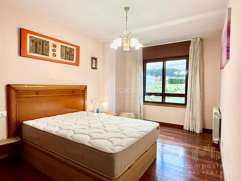 Foto 59955985-1f5c-4d25-8aaf-f4ec95360e18. Flat with heating parking in O Milladoiro Ames