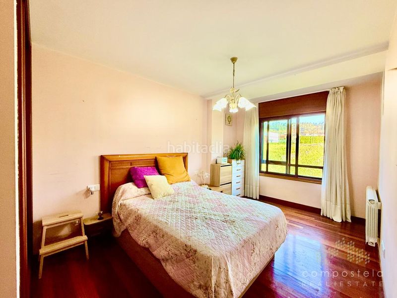 Foto b5c1ac9a-aa57-4307-99e0-7ca7b31bdca7. Flat with heating parking in O Milladoiro Ames