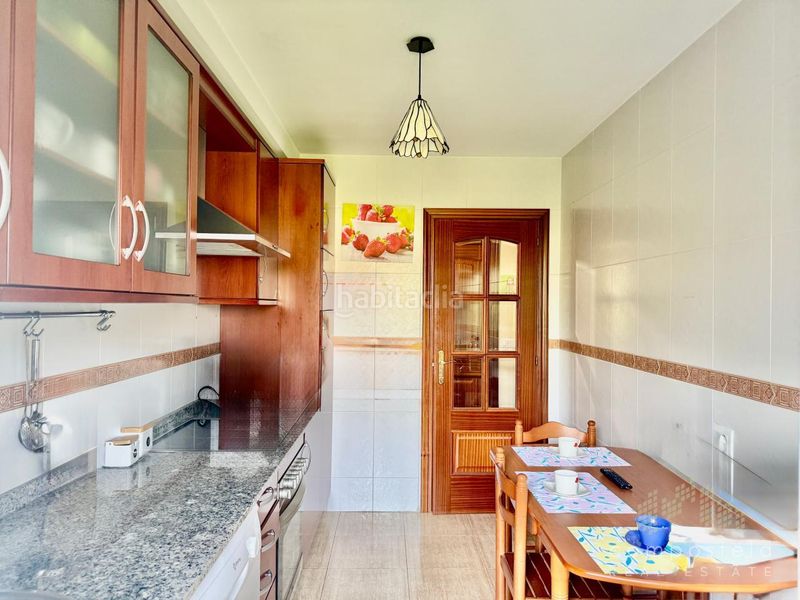 Foto d3e12816-0fa1-4946-82be-f6b41b392feb. Flat with heating parking in O Milladoiro Ames