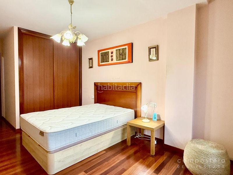 Foto d8ee1772-131f-4b50-874d-7a3ae7d604ce. Flat with heating parking in O Milladoiro Ames