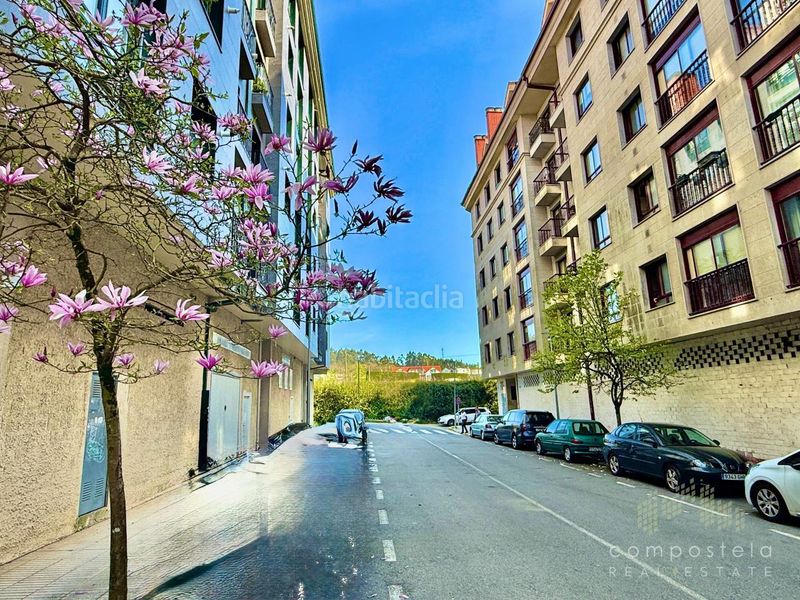 Foto f5f3d0b8-230d-4e5b-9ef0-fdc592f141e6. Flat with heating parking in O Milladoiro Ames