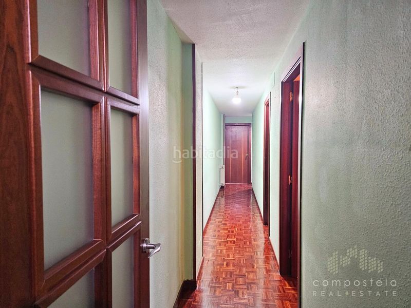 Foto c439d67d-a6c3-44fd-b636-333a6676d680. Rent flat with heating parking in O Milladoiro Ames