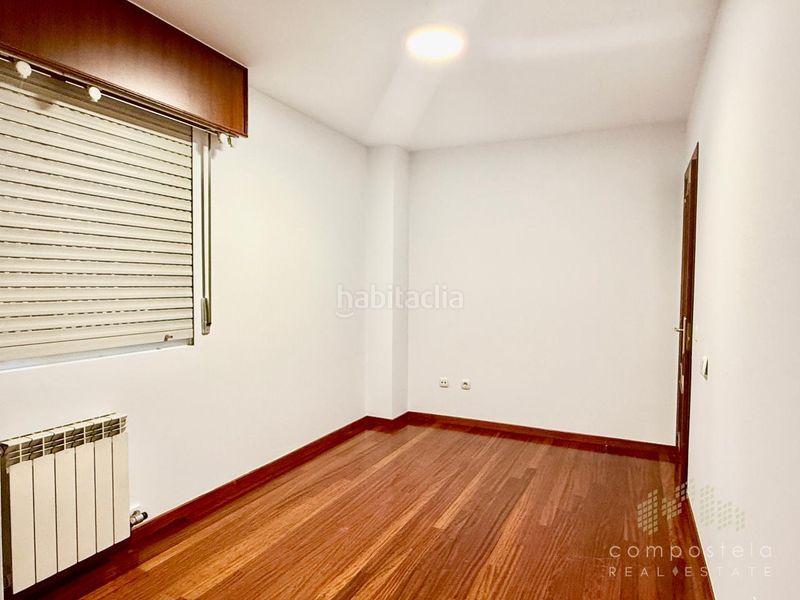 Foto 78bfe7e2-bab7-4a35-9bb4-c2b13f927dfd. Flat with heating parking in O Milladoiro Ames