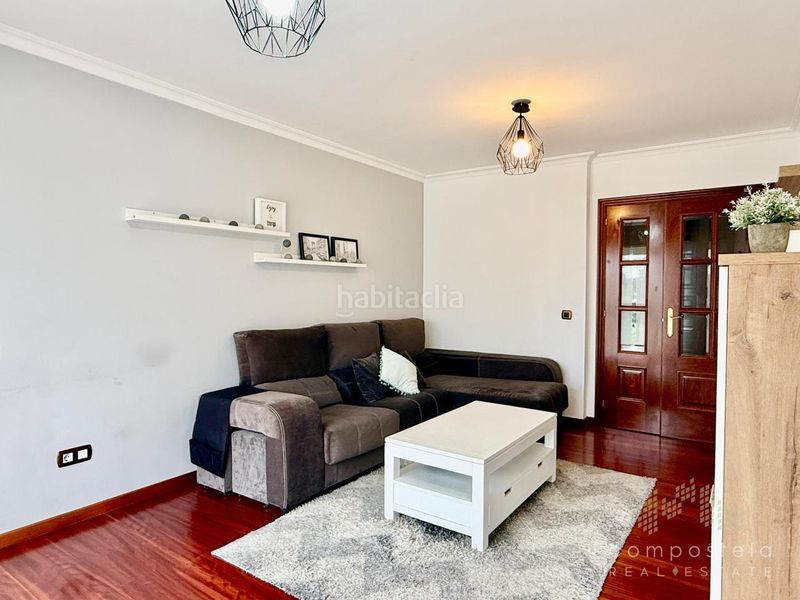 Foto 829e97e1-1618-4f27-aa02-3cbe6e873a0e. Lloguer pis amb calefacció aparcament a O Milladoiro Ames