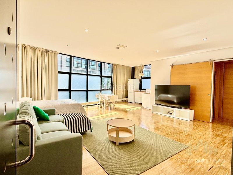 Foto 321d392f-0fb6-47b1-905d-e7c36b58b0ed. Miete loft mit heizung in O Milladoiro Ames