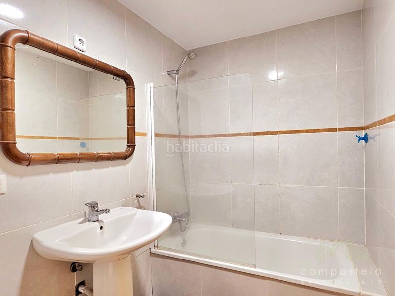 Foto 083b3e7d-f4d1-4f91-9c80-c0c17655dd18. Apartament amb calefacció aparcament a O Milladoiro Ames