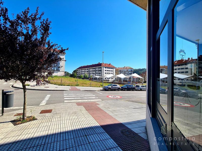 Foto 1cb32dbb-c179-411d-921b-24c27e30cd96. Apartament amb calefacció aparcament a O Milladoiro Ames