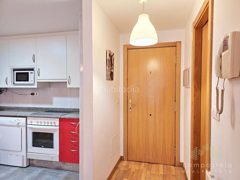 Foto b1e879bc-5a9d-4adb-addc-937babd40244. Apartament amb calefacció aparcament a O Milladoiro Ames