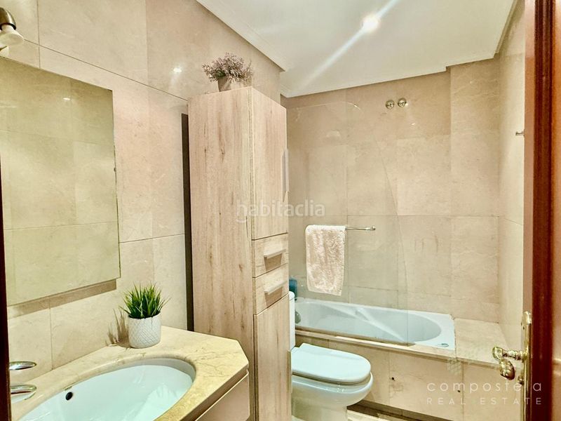 Foto 91d4af9a-7487-47ed-a25c-9fdbc32d0632. Flat with heating in O Milladoiro Ames