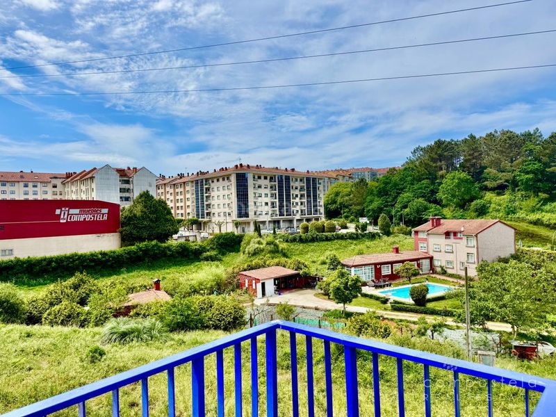 Foto d40cefc4-025e-432e-915d-f9fd2ae4d6ea. Flat with heating in O Milladoiro Ames