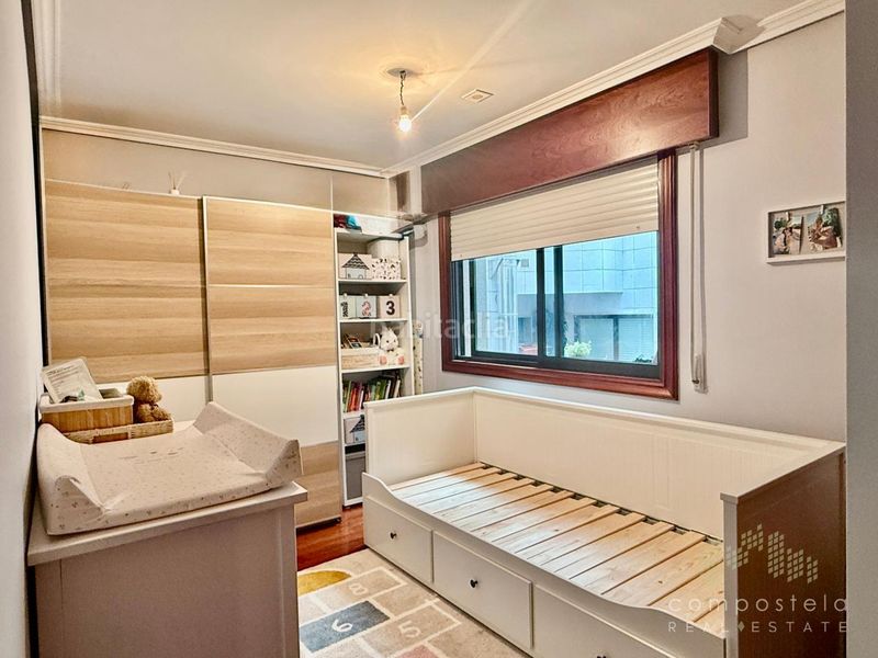 Foto ef2b3b7f-95fd-4d14-8335-97185a5fa075. Flat with heating in O Milladoiro Ames