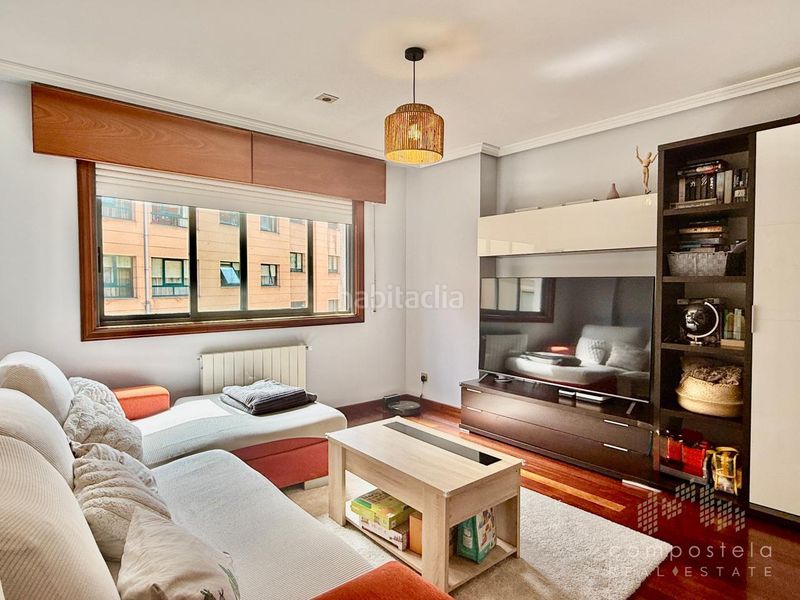 Foto 36263879-0891-494a-b27f-b034bef8816b. Piso en O Milladoiro Ames