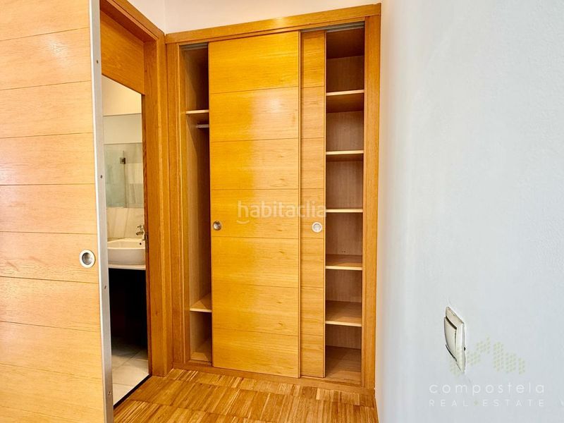 Foto e67abe6e-a372-4acc-82e7-63f1e911fea6. Loft con riscaldamento in O Milladoiro Ames