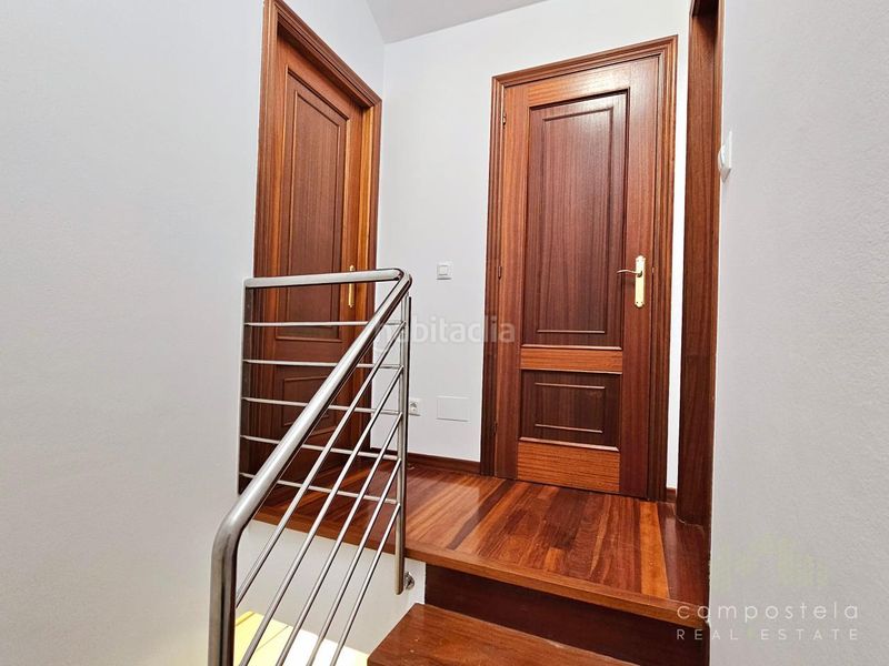 Foto 030e138c-3843-477e-a6f7-98c635753ba9. Affitto duplex con riscaldamento parcheggio in O Milladoiro Ames