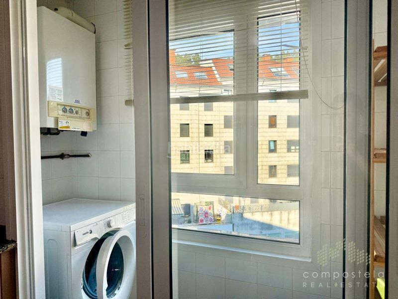 Foto 13ae4a29-e863-4ac0-9b78-341aa5173caa. Rent flat with heating parking in O Milladoiro Ames