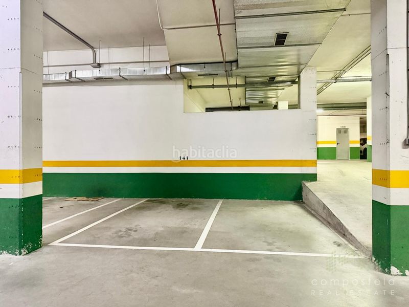 Foto ca091c70-2d1f-472c-abc5-3320f0178237. Rent flat with heating parking in O Milladoiro Ames