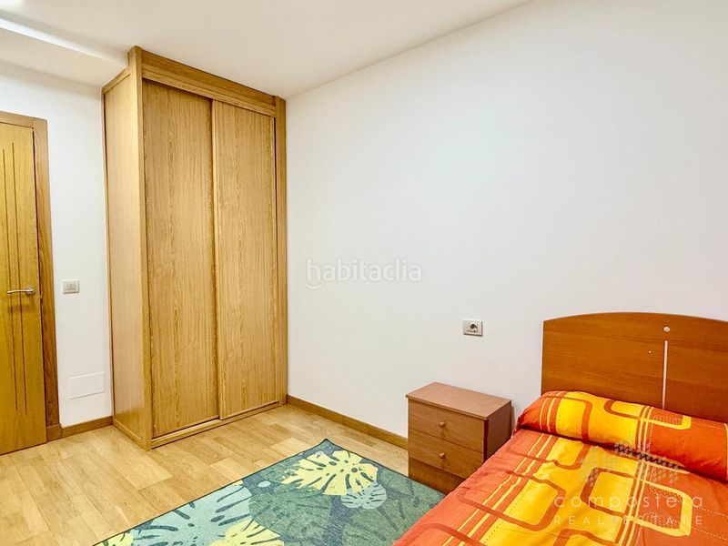 Foto e2bb326d-6521-41a9-8d74-2aa1632e93e4. Rent flat with heating parking in O Milladoiro Ames