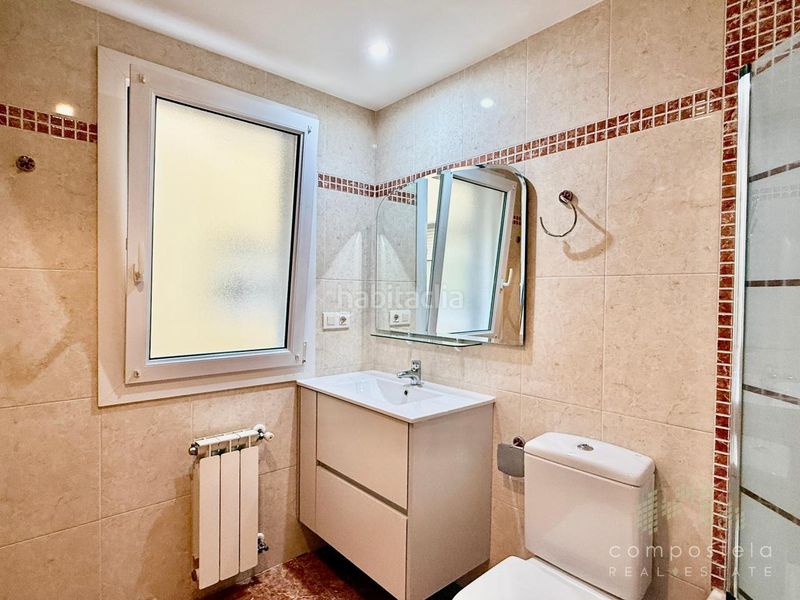 Foto e4350806-26ba-4372-947c-0c8f81ecbd23. Rent flat with heating parking in O Milladoiro Ames