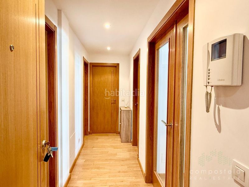 Foto e78961bf-3f0d-4668-90b5-8166c900eb79. Rent flat with heating parking in O Milladoiro Ames