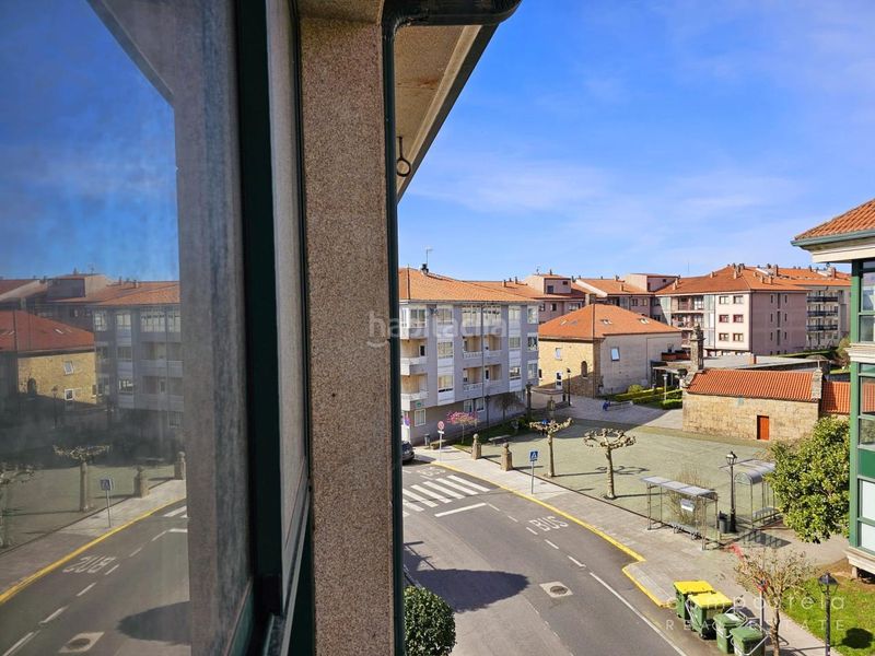 Foto 3a1af224-784b-41be-bd59-32889551794c. Lloguer dúplex amb calefacció aparcament a O Milladoiro Ames