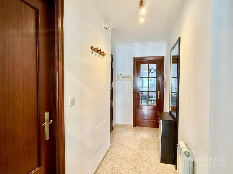 Foto 3f9de76e-f032-45f1-8fff-f0ab372fd167. Rent flat with heating parking in O Milladoiro Ames