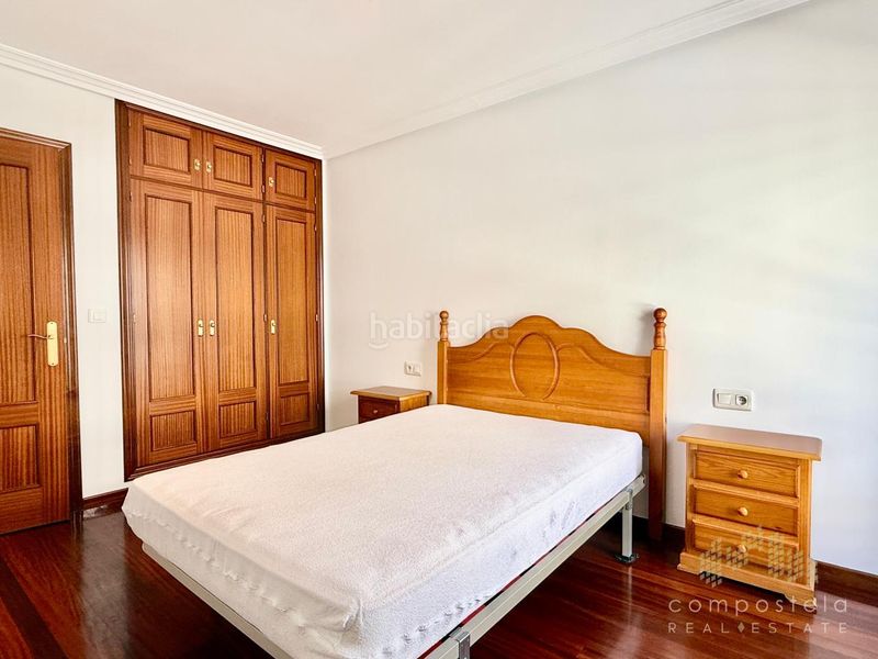 Foto 530748b0-8e13-4dc9-972f-b0e2c3cd6486. Rent flat with heating parking in O Milladoiro Ames
